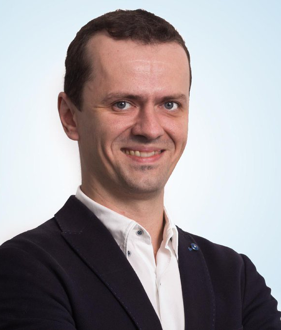 5e22082c526f702dc91952be_Marius-Istrate